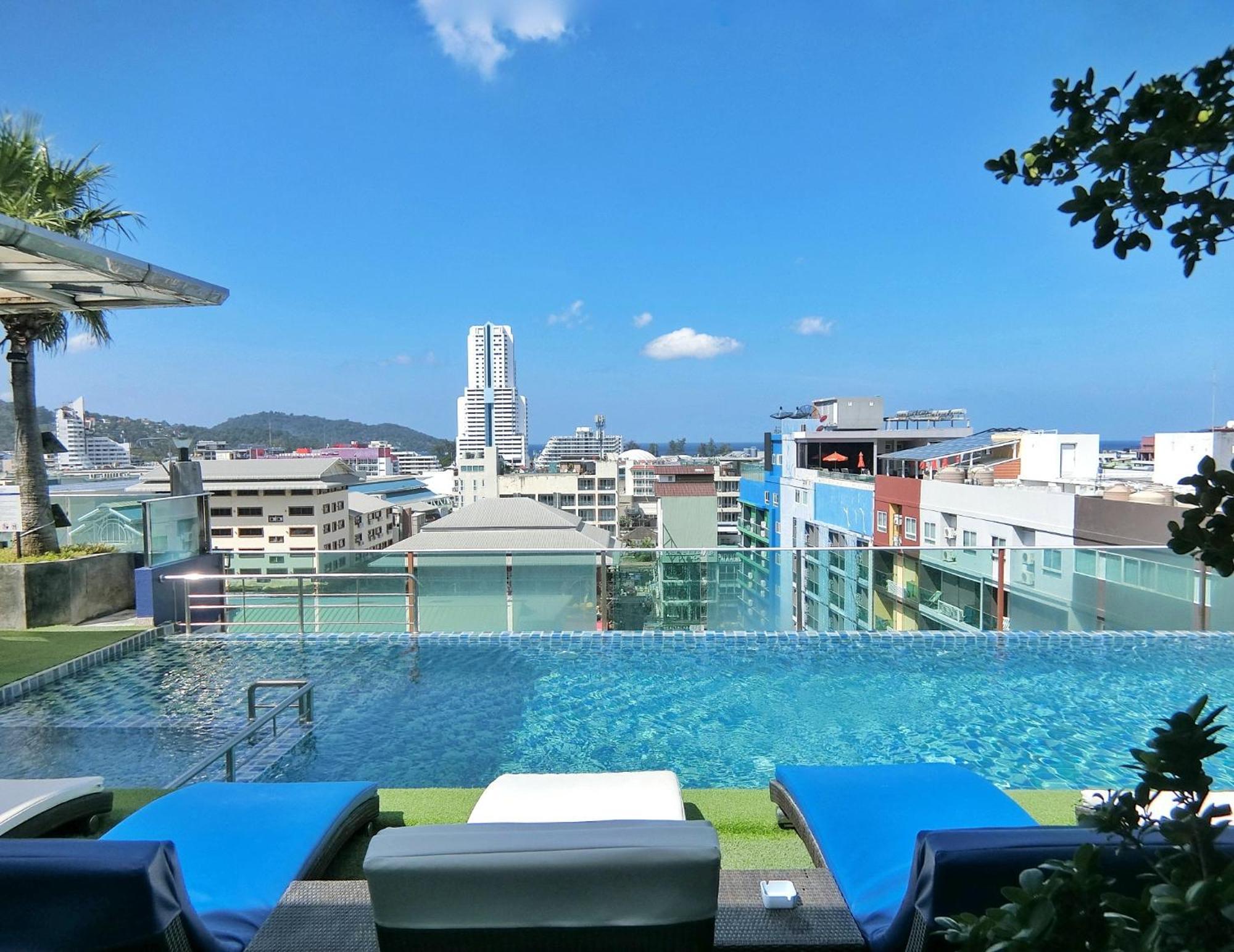 Sira Grande Hotel And Spa - SHA Extra Plus Patong Exterior foto